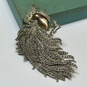 Vintage peacock silver marcasite statement brooch golden bird head